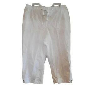 Studio Works Women's White Cotton Capri Pants